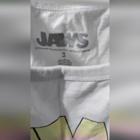 Torrid 3X Jaws Graphic Tank Top White - Picture 2 of 2